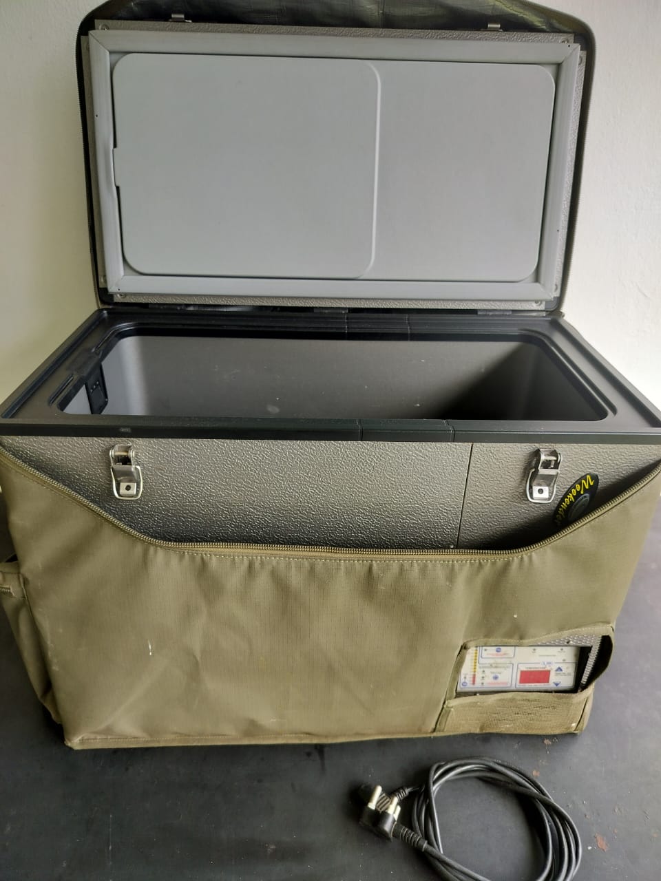National Luna 51l camp fridge / freezer with cover